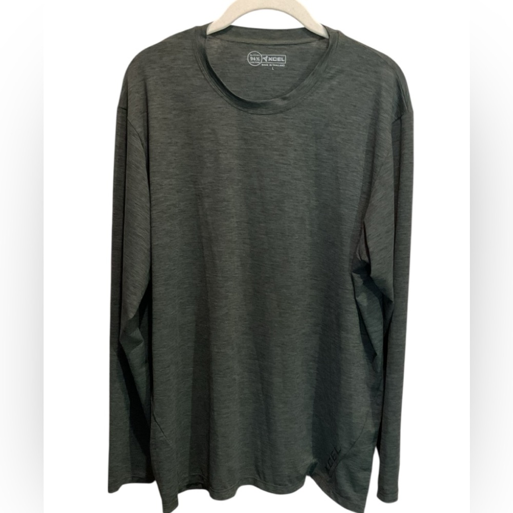 XCEL Men’s Greenish/ Greyish Vent X Solid Stretch Long Sleeve UVA/ UVB